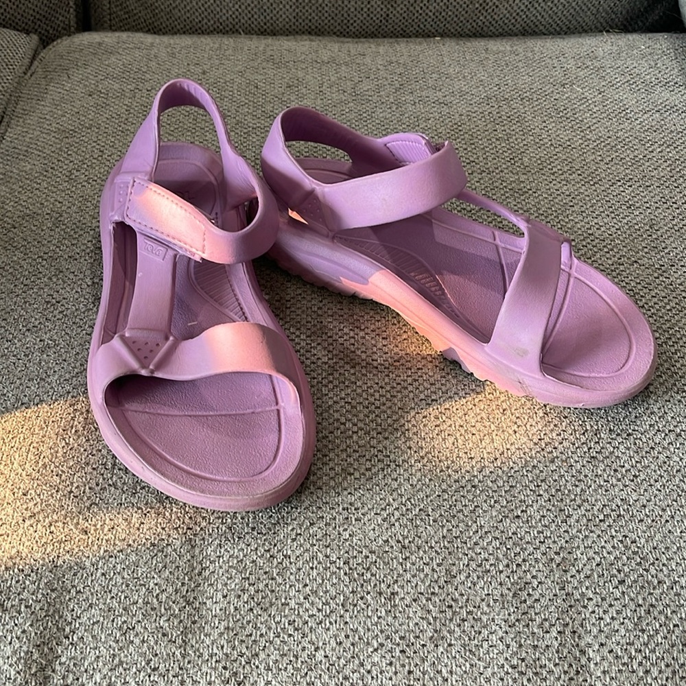 Teva purple Velcro strappy sandal
